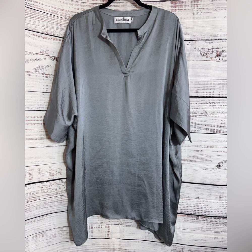 Carolina lifestyle label Top Sz‎ S/M Satin Tunic oversized Sleek Minimalist Gray